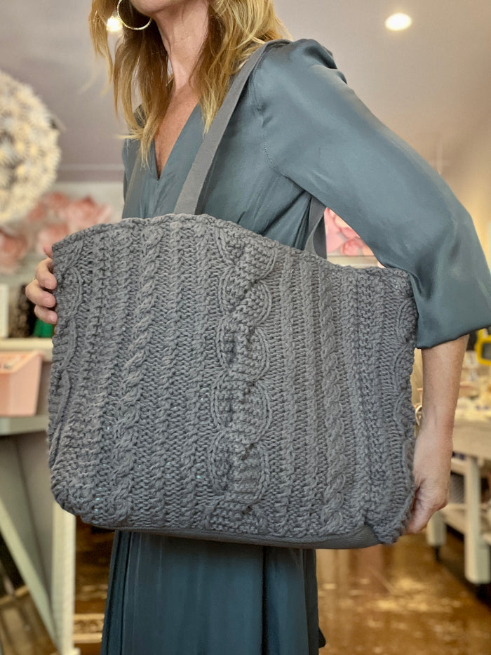 Cable Knit Tote - Gray