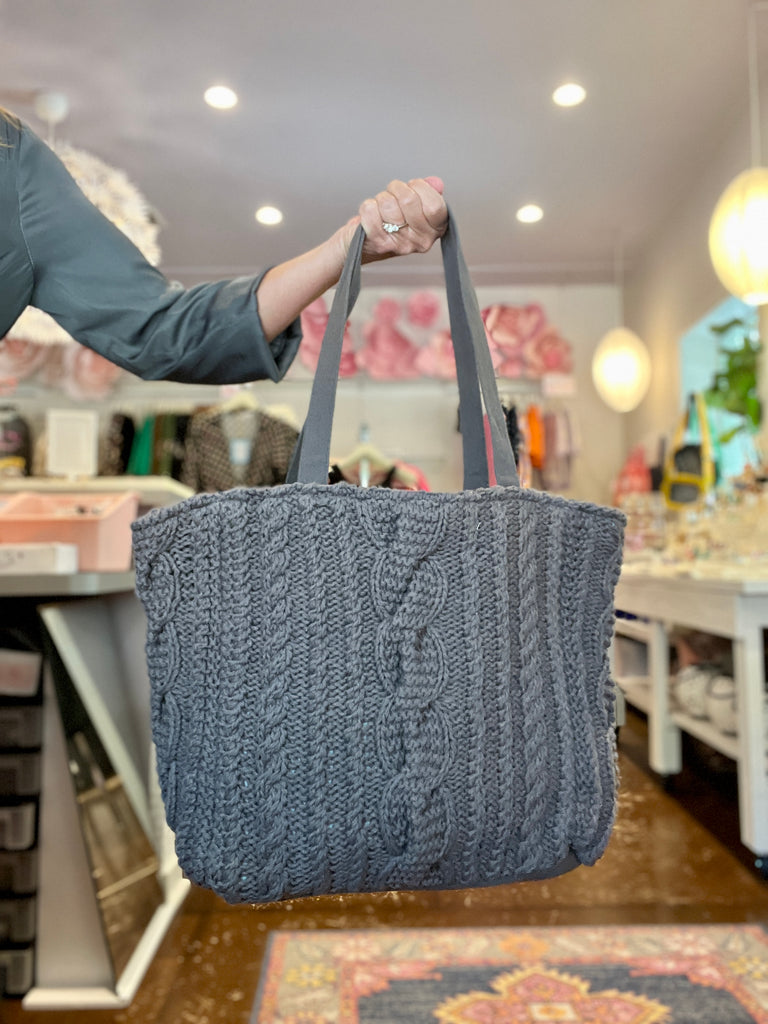 Cable Knit Tote - Gray