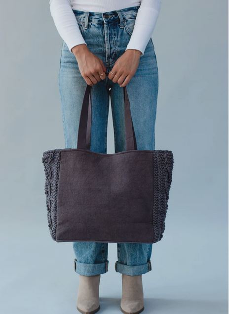 Cable Knit Tote - Gray