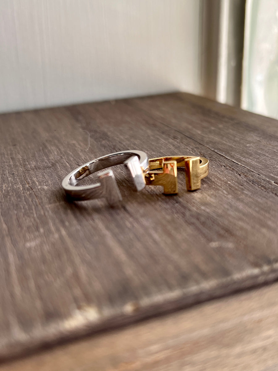 T-Bar Ring - Gold